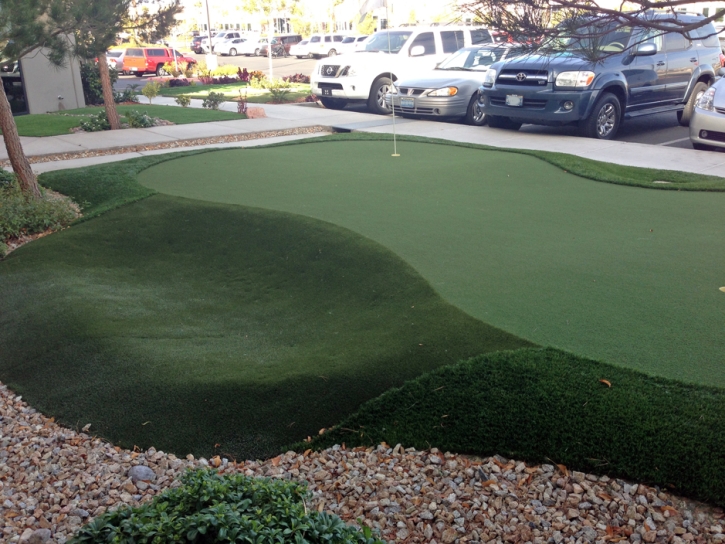 Fake Grass La Jolla, California Golf Green, Commercial Landscape