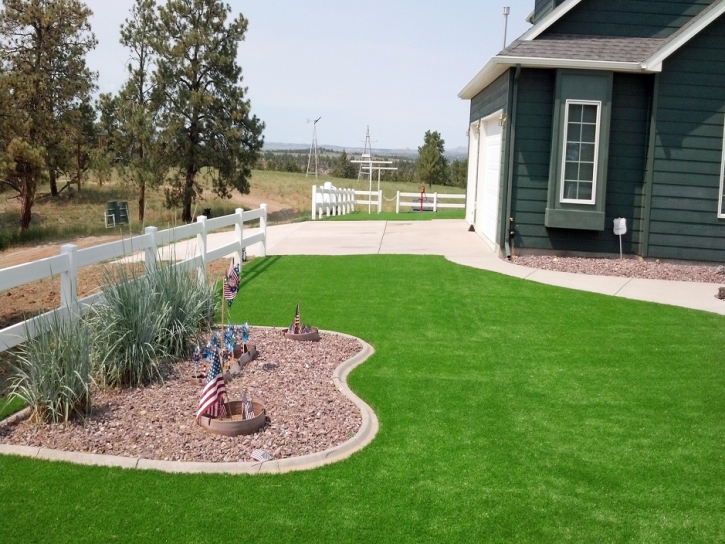 Faux Grass Camp Pendleton North, California Landscape Ideas, Front Yard Design